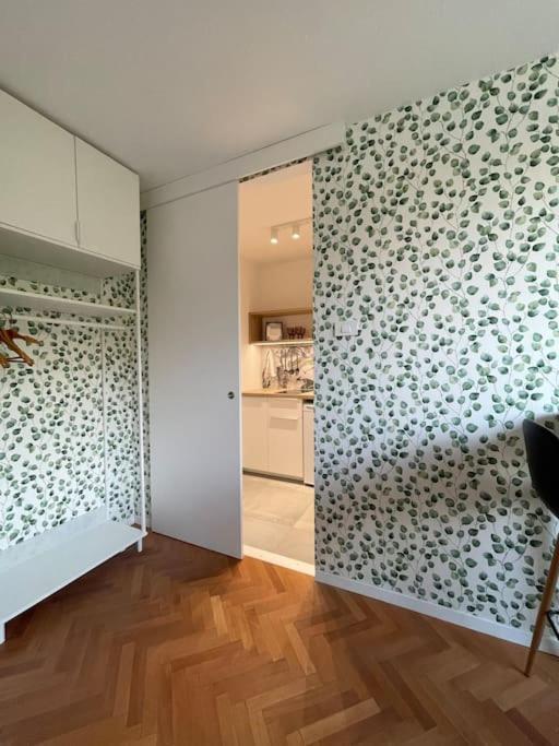 Studio With A View On City Center Park Μαριμπόρ Εξωτερικό φωτογραφία